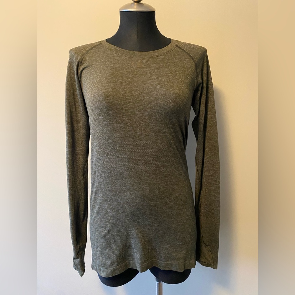 Long Sleeve Green Women’s Size 8 Lululemon Swiftly Top